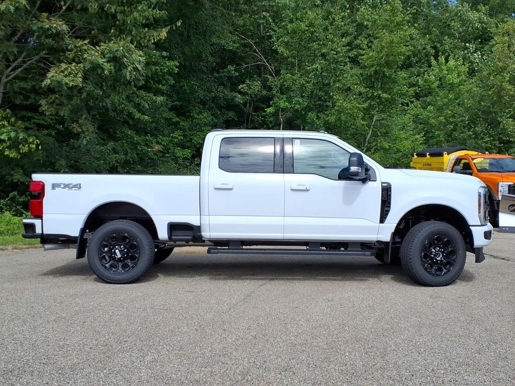 New 2026 Oxford White Ford F-250® XLT image 4
