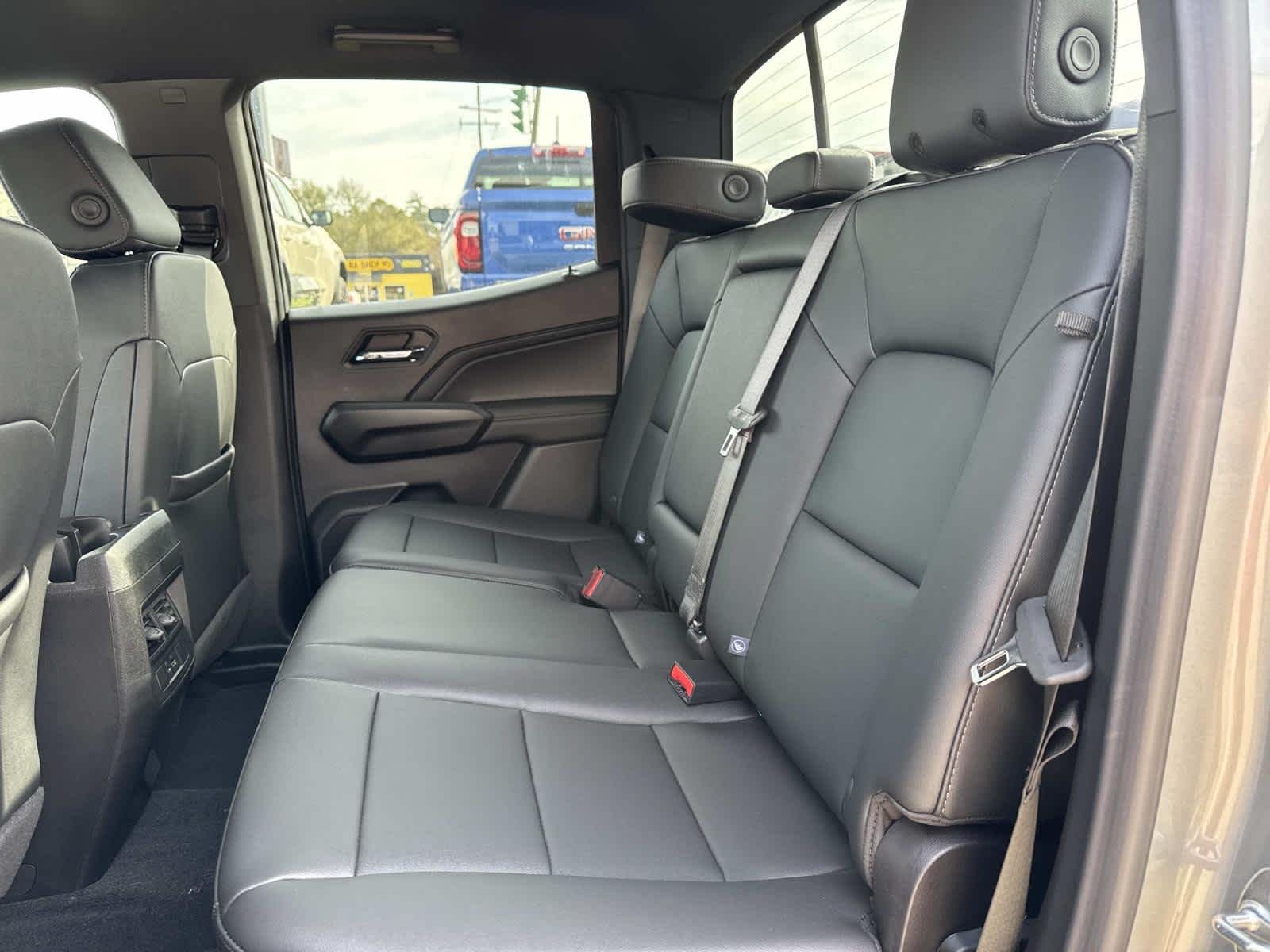 2026 GMC Canyon Elevation - Photo 8