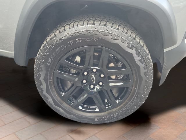 Used 2025 Sterling Gray Metallic Chevrolet Trail Boss image 4