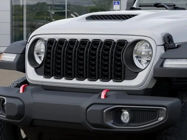 New 2026 Bright White Clear-Coat Exterior Paint Jeep Rubicon image 37