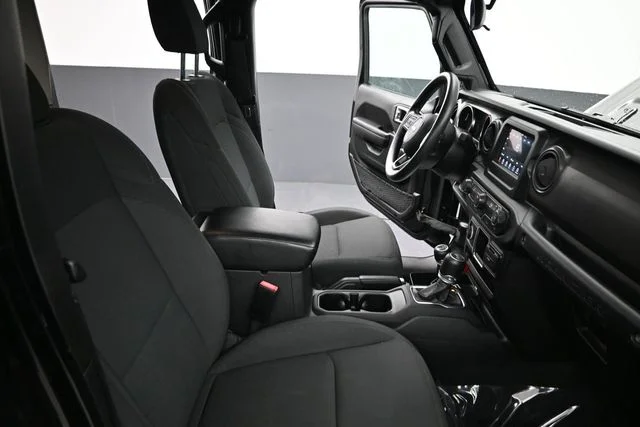 Used 2022 Black Clearcoat Jeep Unlimited Willys image 21