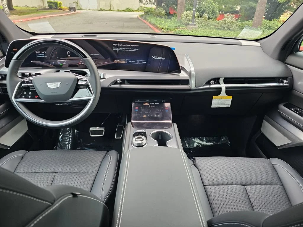 New 2027 Argent Silver Metallic Cadillac Sport image 20