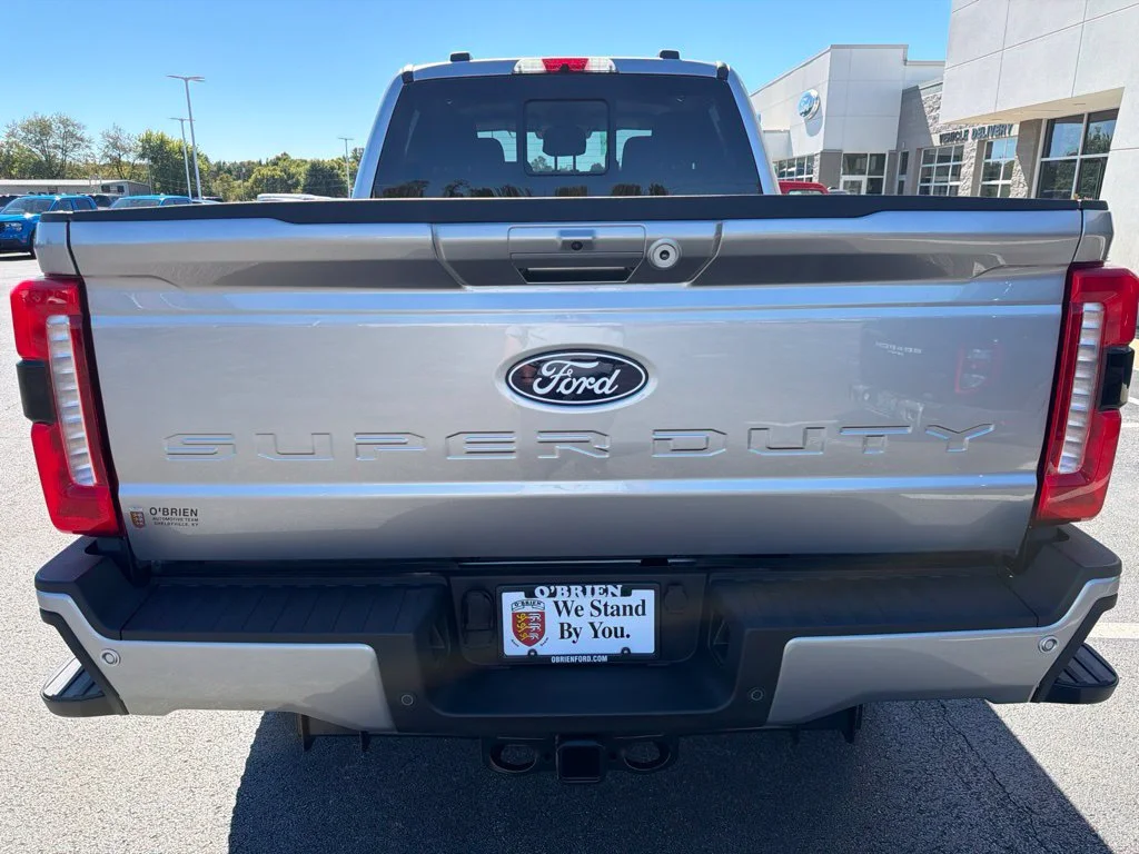 New 2027 Iconic Silver Metallic Ford F-250® XLT image 4