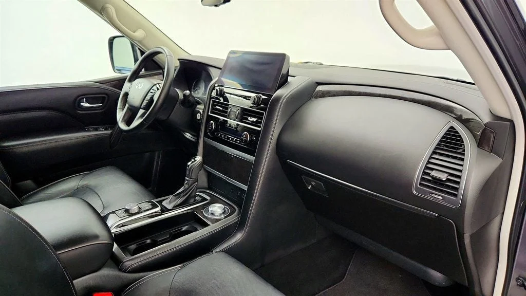 Used 2024 Anthracite Gray INFINITI LUXE AWD image 27