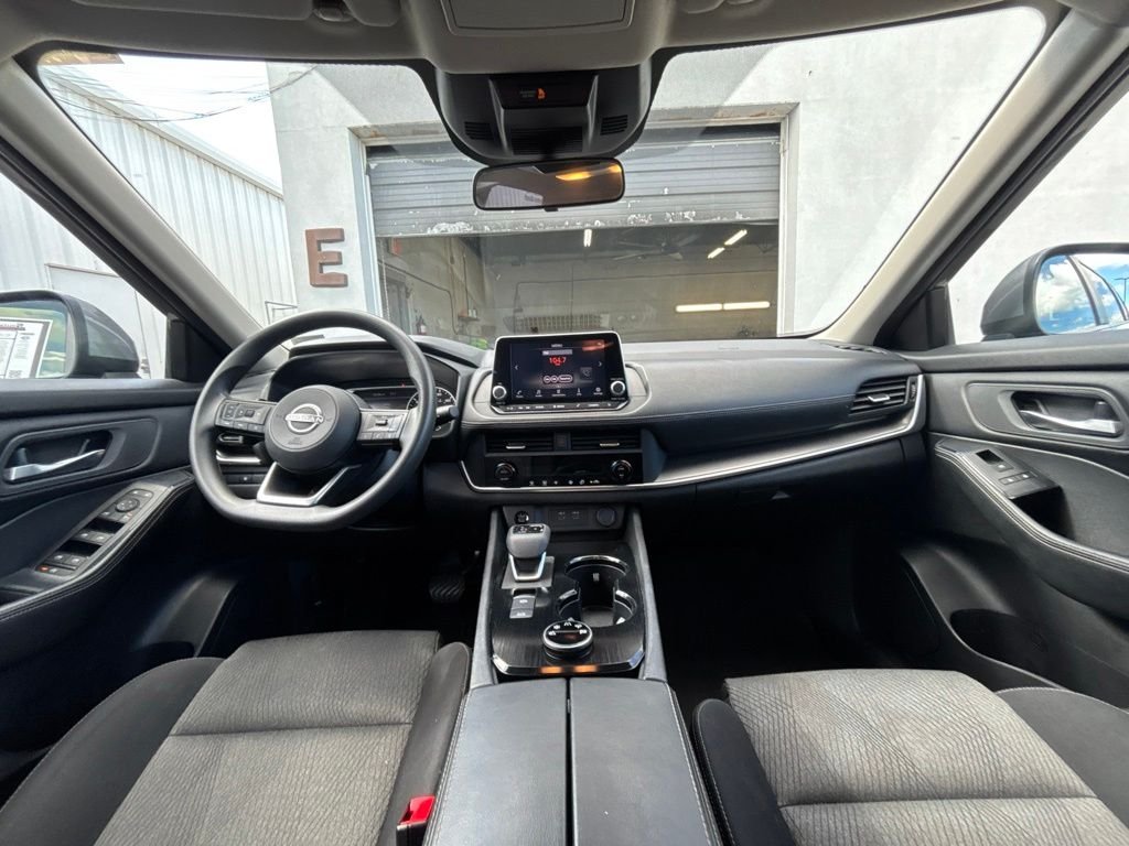 Used 2024 Gray Nissan SV image 19