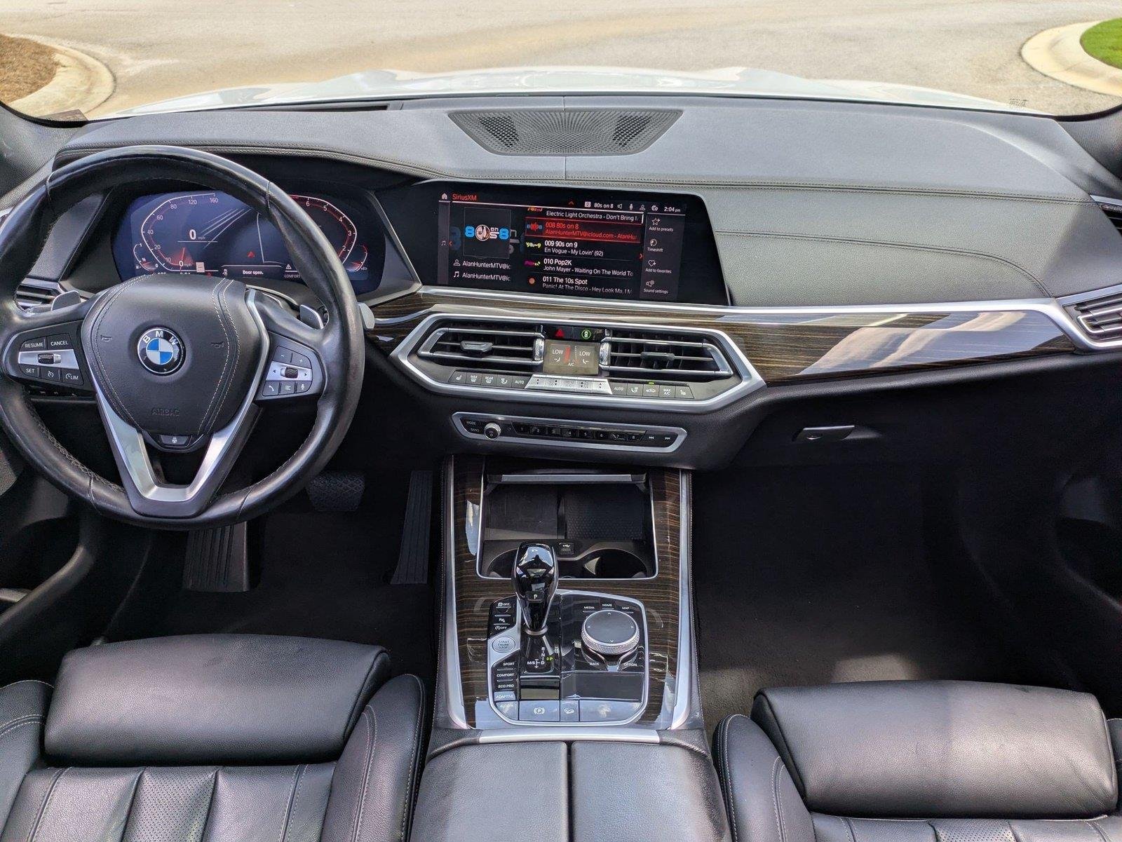 Used 2019 Mineral White Metallic BMW xDrive40i image 30