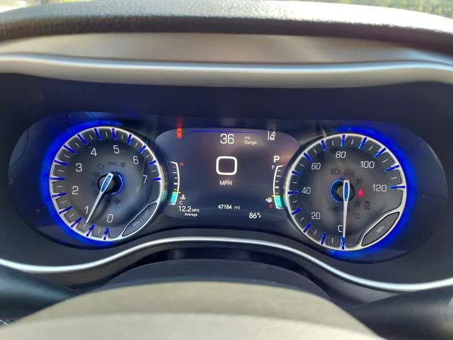 Used 2022 Blue Chrysler Touring L image 30