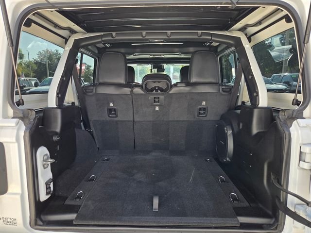 Used 2023 White Jeep Rubicon 392 image 9
