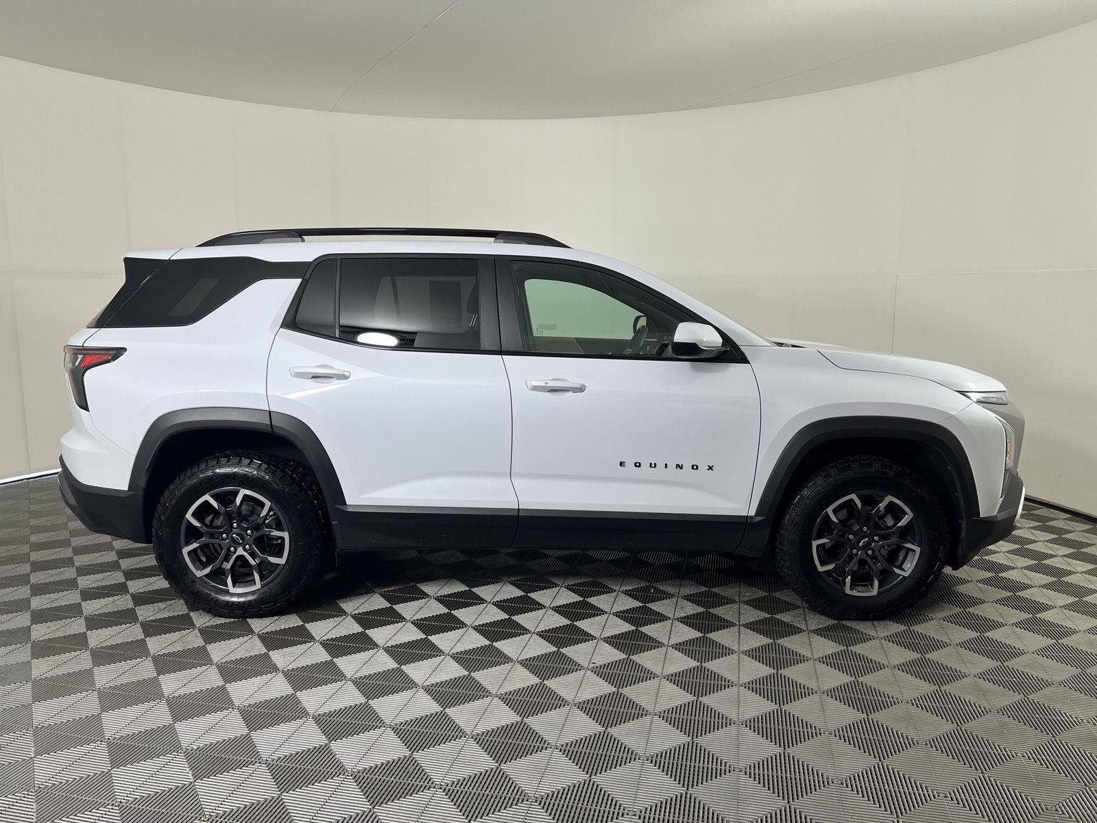 Used 2026 Polar White Tricoat Chevrolet AWD ACTIV image 24