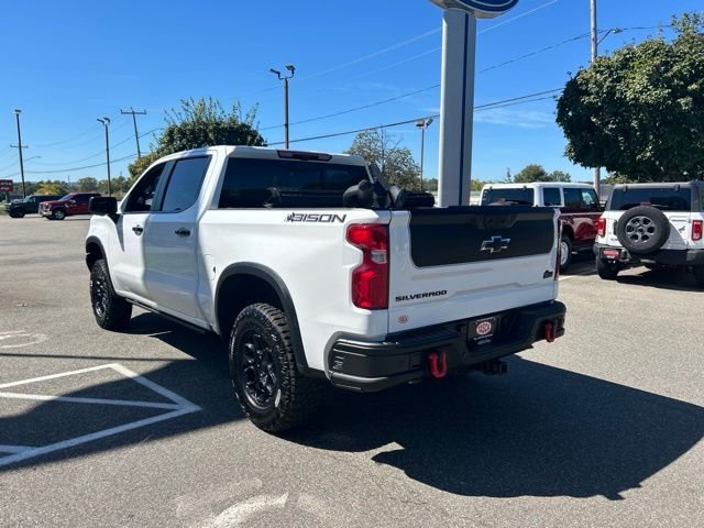Used 2023 White Chevrolet ZR2 image 5