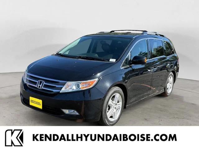 2013 Honda Odyssey Touring Elite's photo