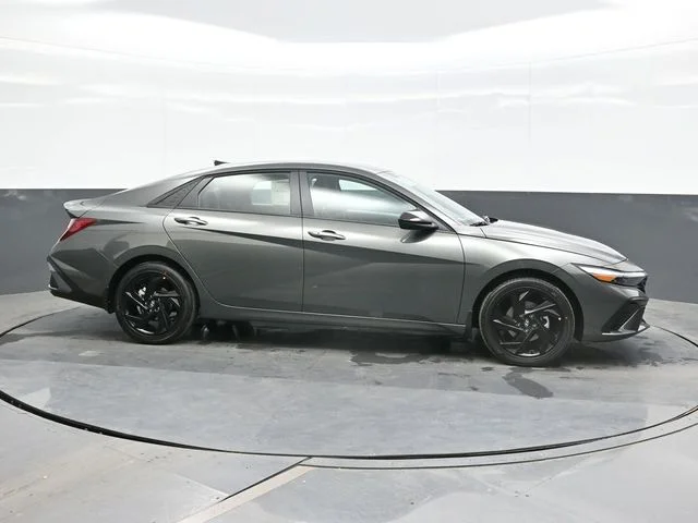 New 2026 Gray Hyundai SEL Sport image 8