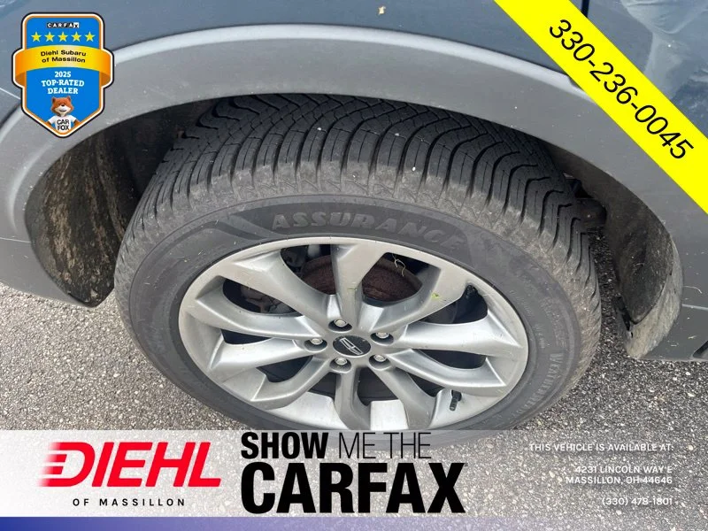 Used 2019 Green Lincoln Select image 8