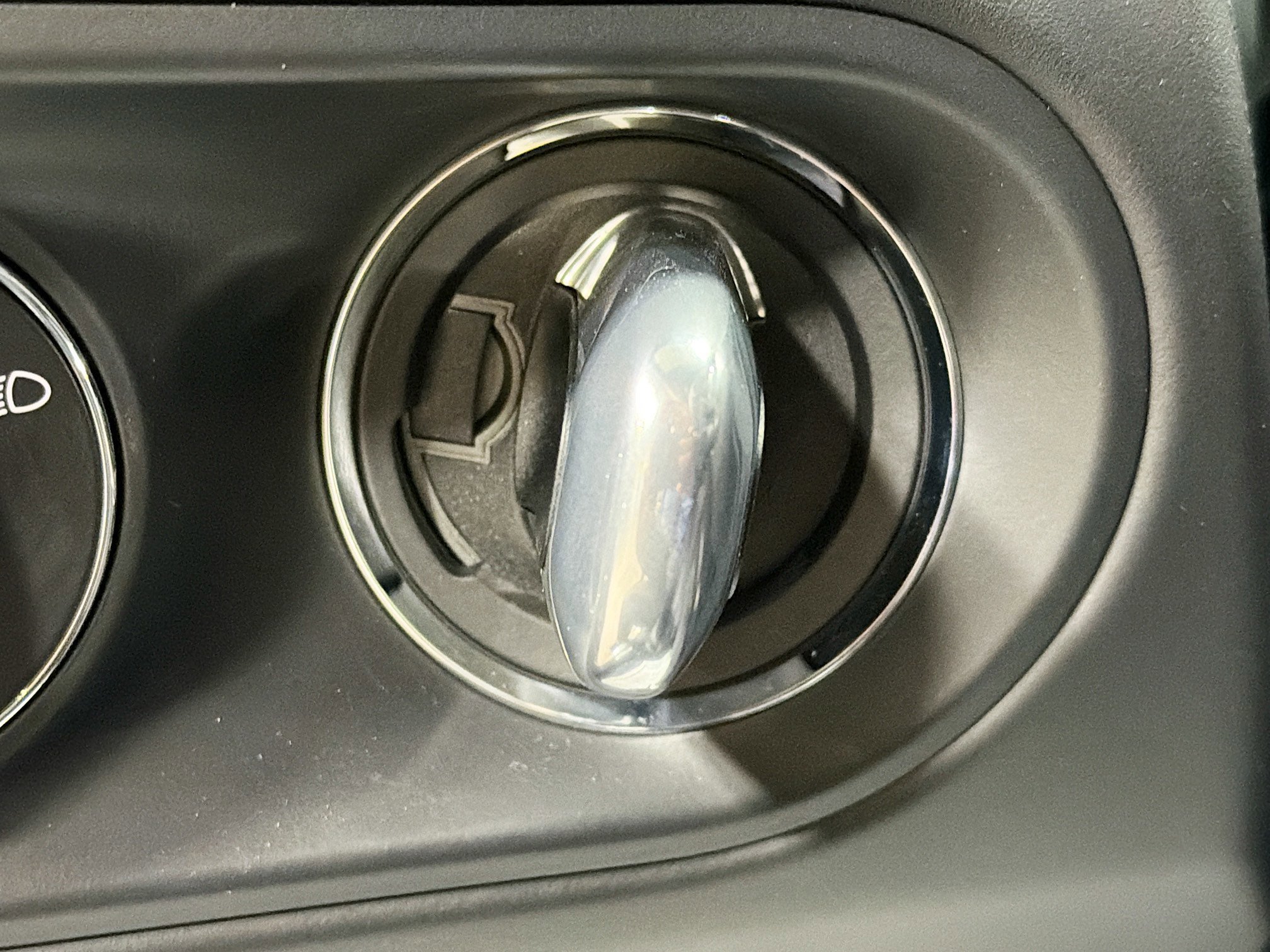 2026 Porsche Macan GTS - Photo 36