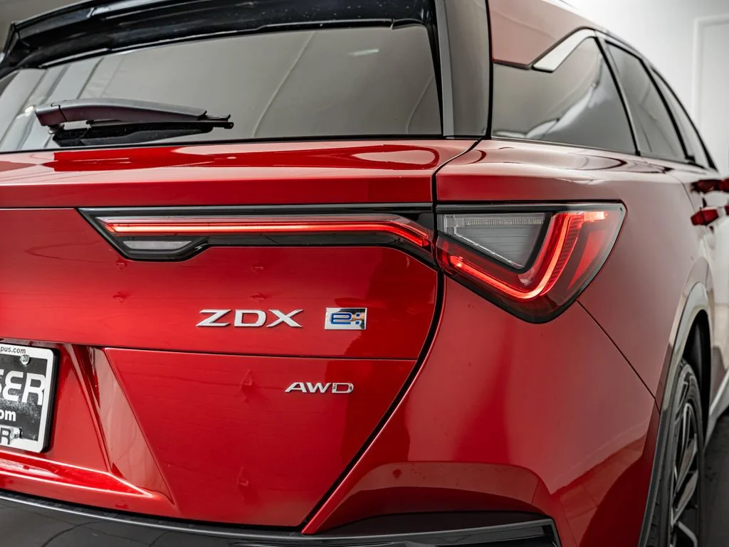 Used 2024 Scarlet Red Metallic Acura  image 15