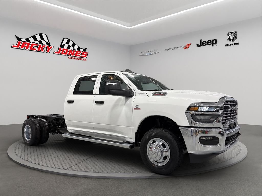 New 2026 Bright White Clear-Coat Exterior Paint RAM Tradesman image 13
