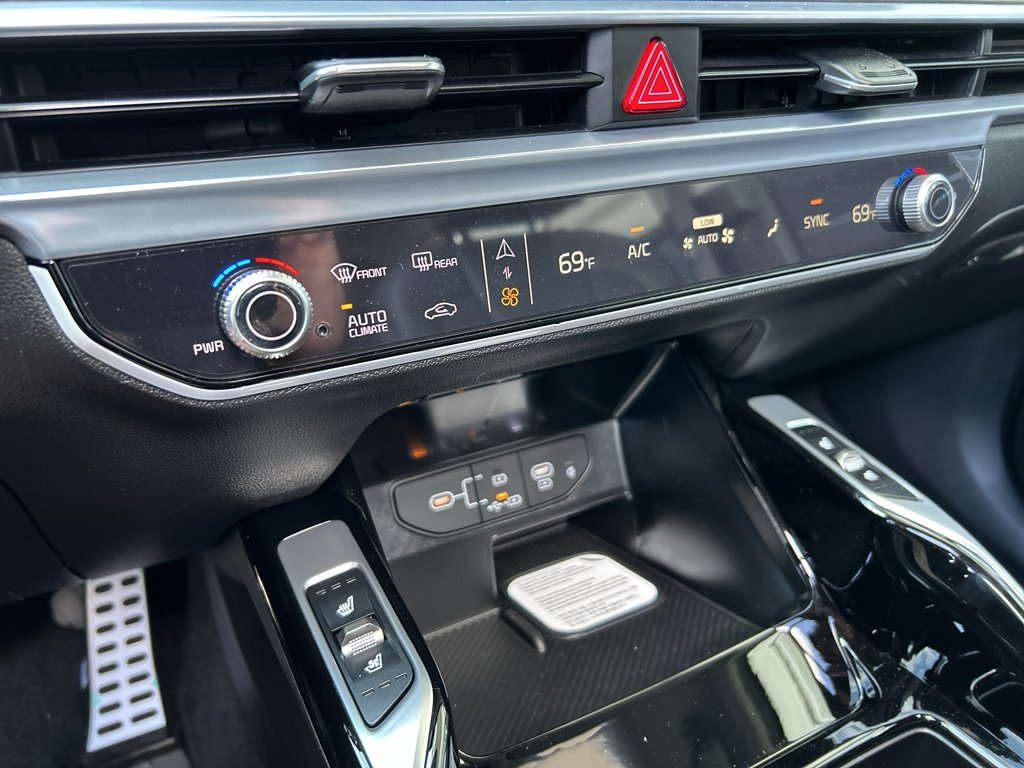 New 2026 Wolf Gray Kia X-Line SX AWD image 23