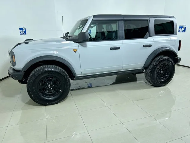 New 2026 AVALANCHE GRAY Ford Badlands 4-Door Hard Top w/Sasquatch & Lux Package image 4