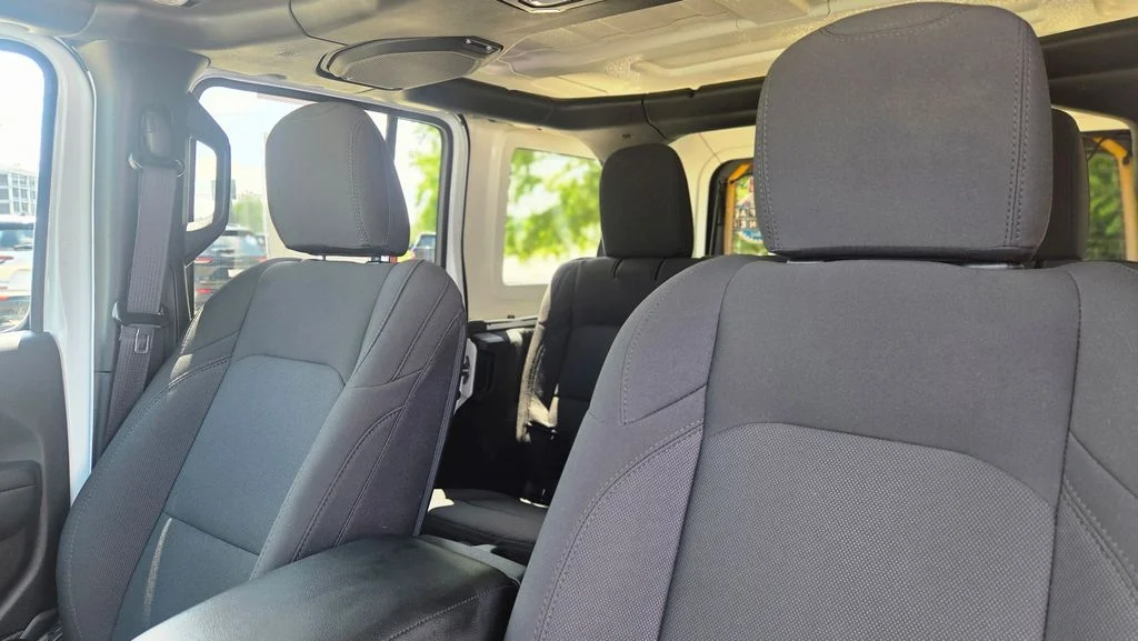 Used 2023 White Jeep Willys image 12