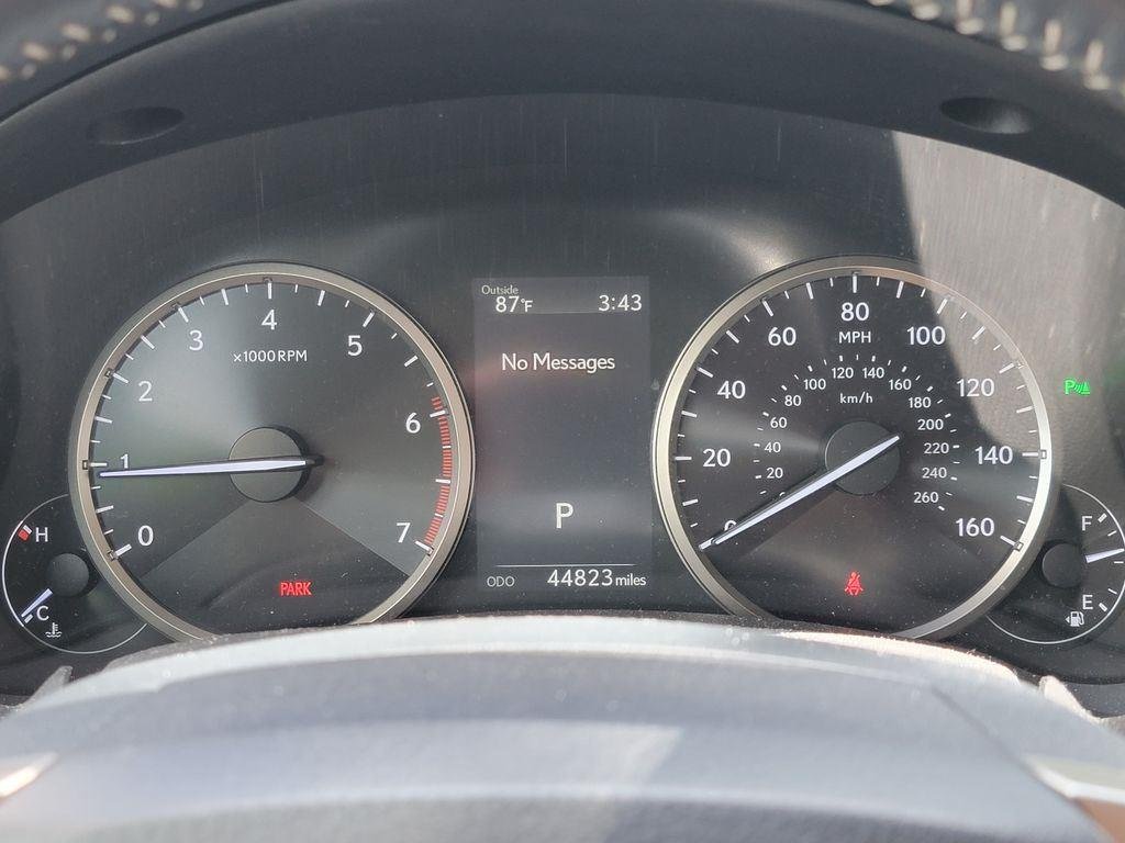 Used 2018 Eminent White Pearl Lexus Base image 2