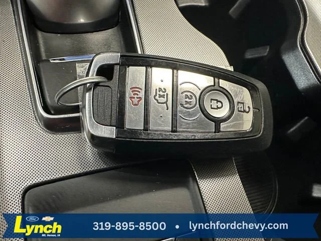 2023 Ford Edge SEL - Photo 16