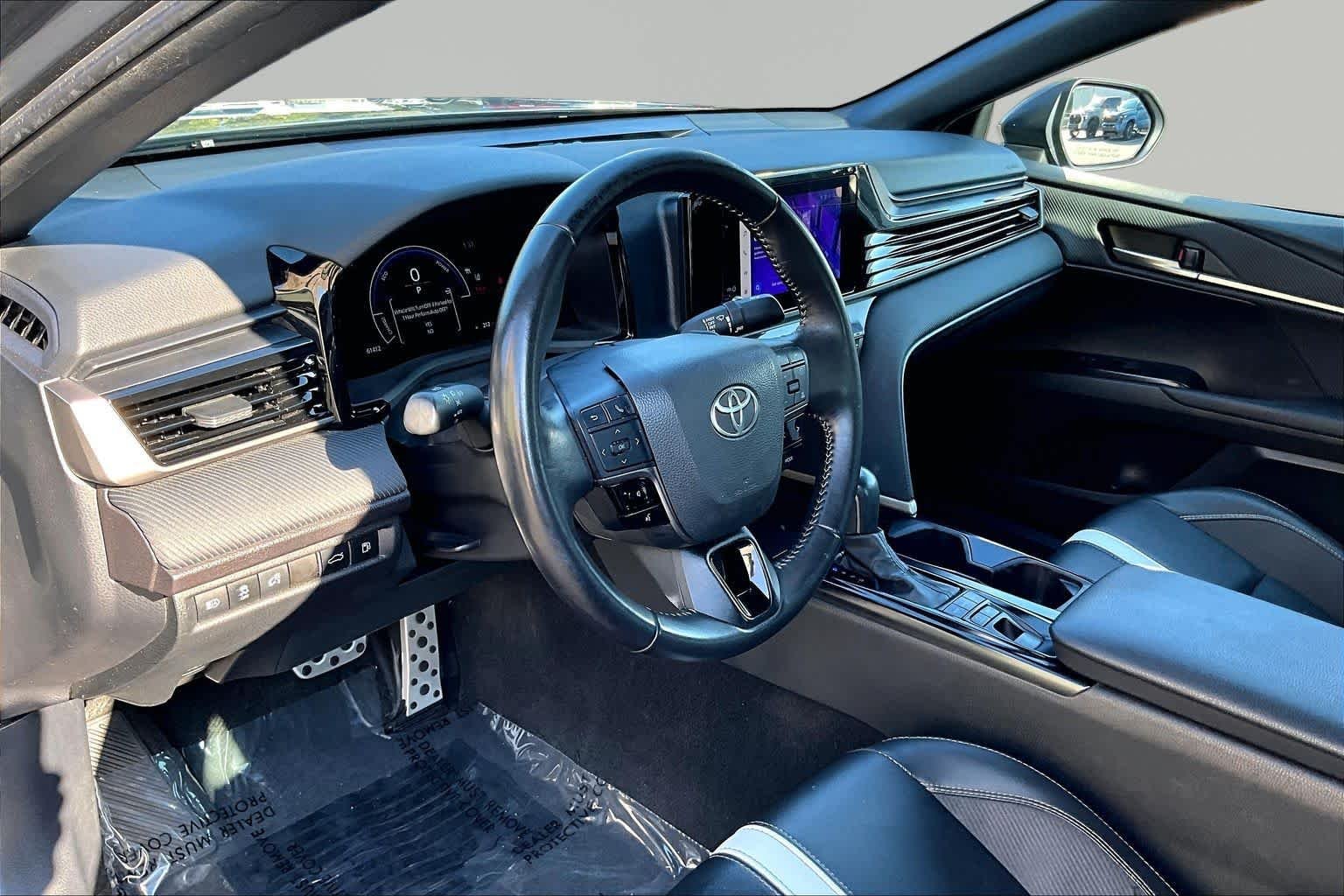 Used 2025 Underground Toyota SE image 18