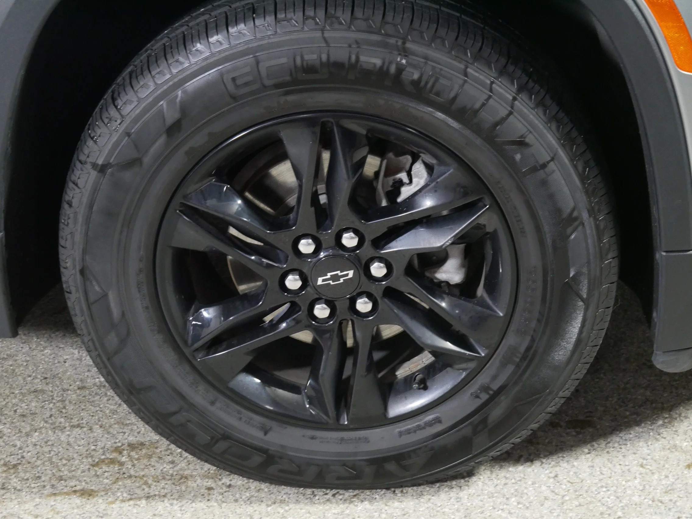 Used 2023 Sterling Gray Metallic Chevrolet LT Leather image 15
