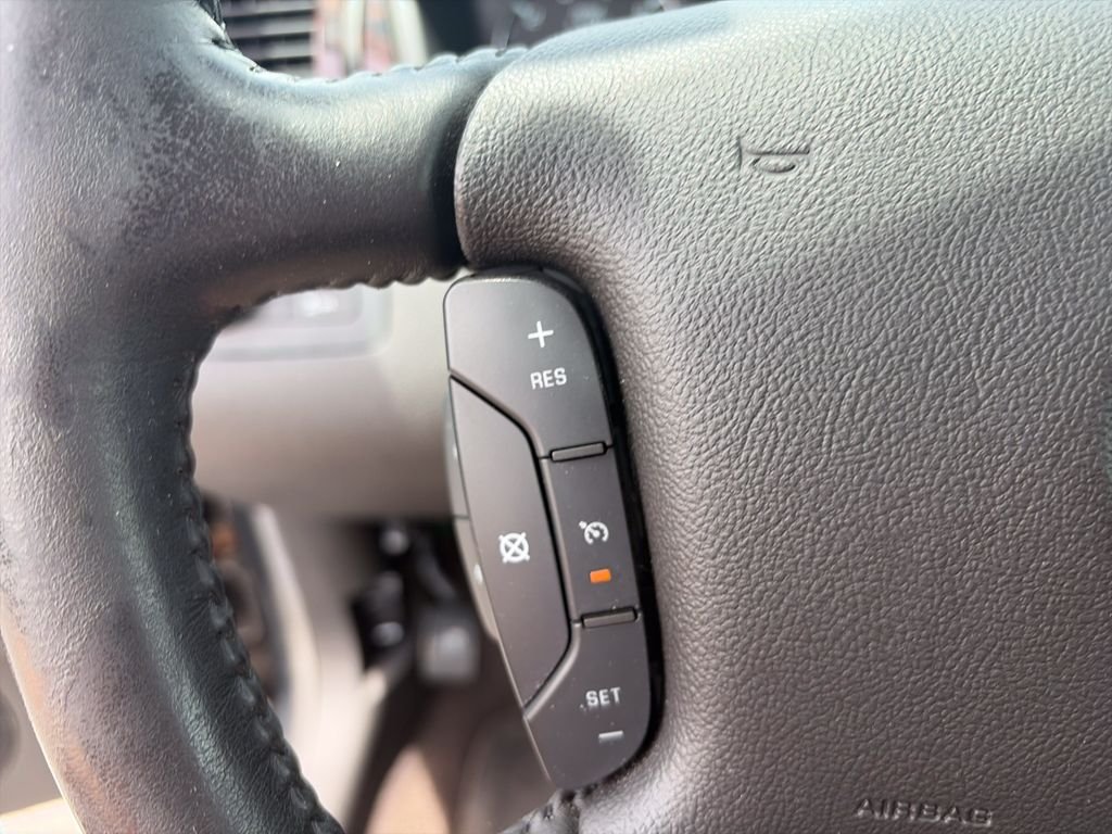 Used 2013 Gray Chevrolet LT image 21