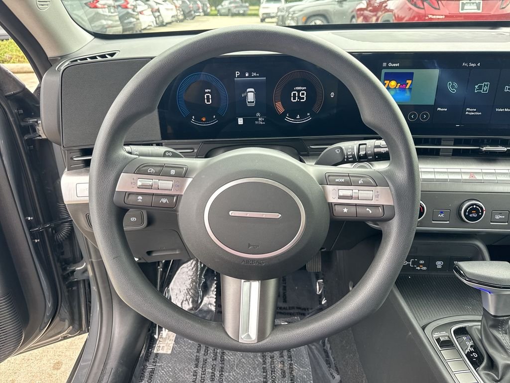 2026 Hyundai Kona SE - Photo 11