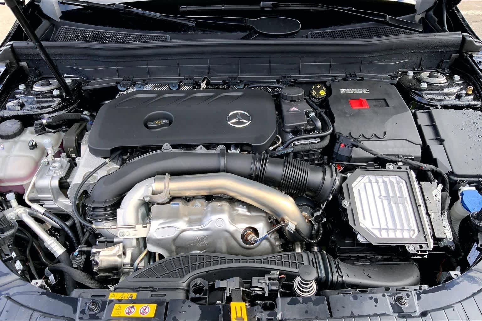 New 2026 Night Black Mercedes-Benz GLB 250 image 20