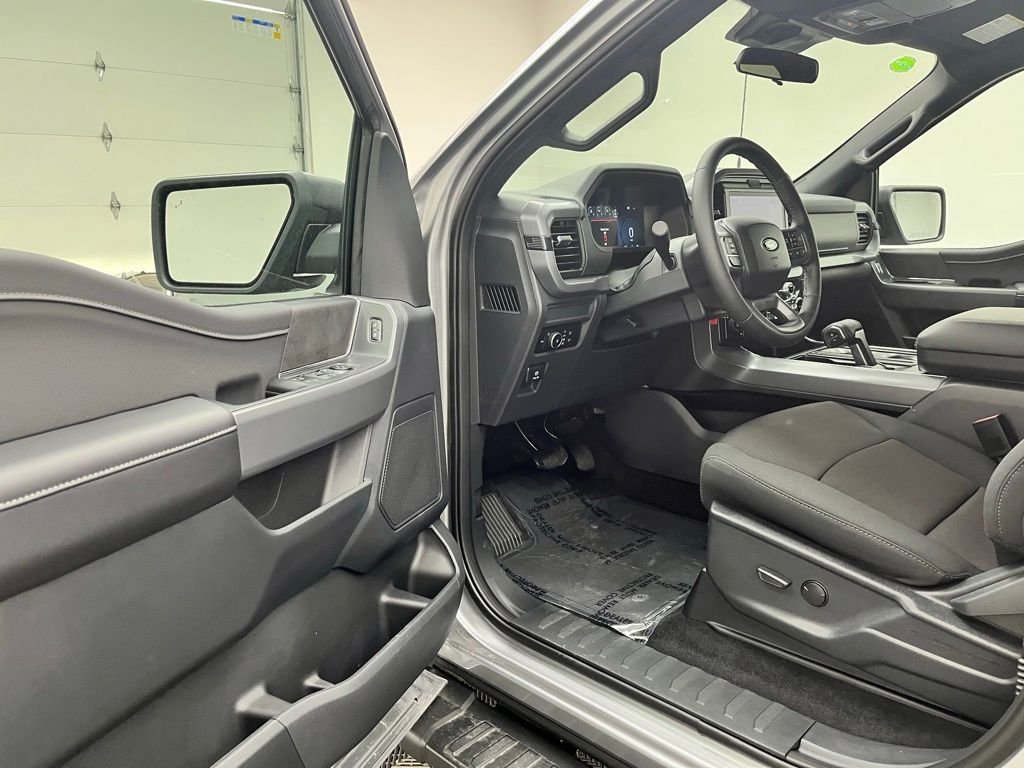 New 2026 Silver Ford XLT image 17