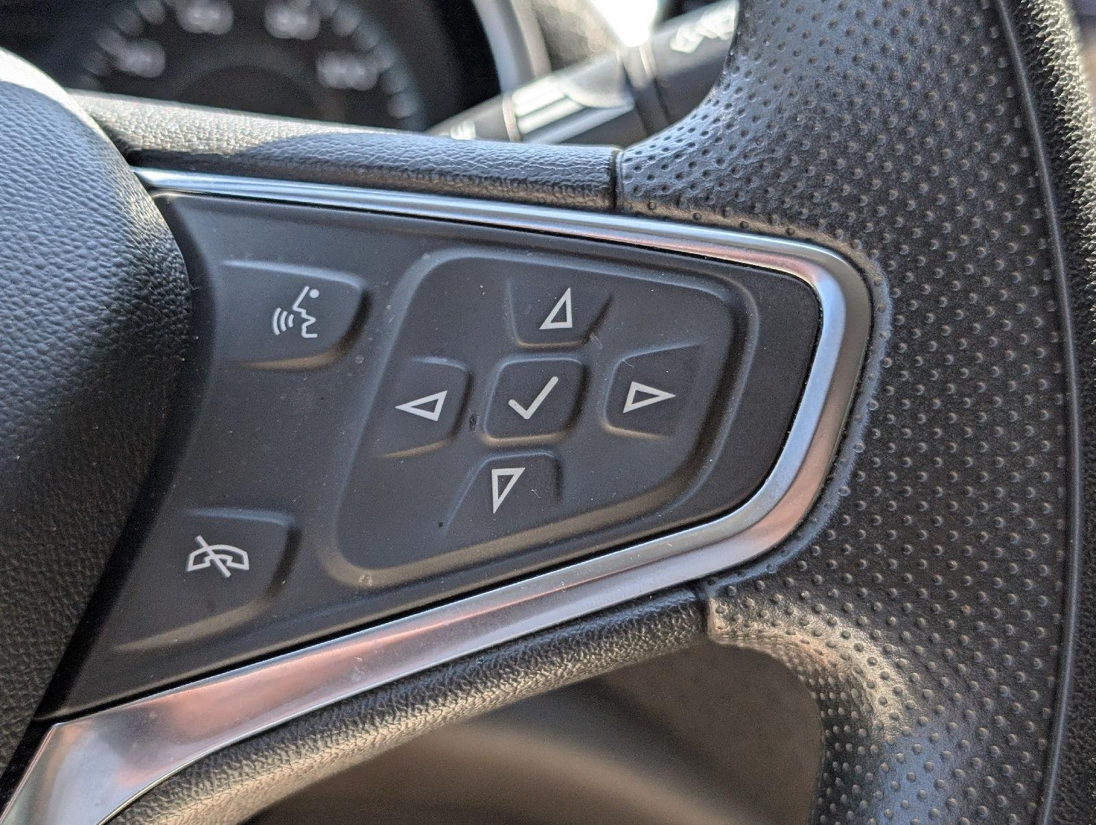 Used 2025 Sterling Gray Metallic Chevrolet LT image 26