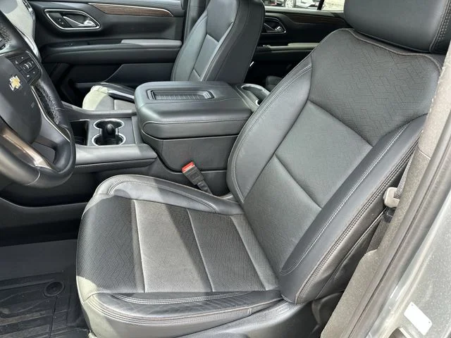 Used 2024 Gray Chevrolet High Country image 15