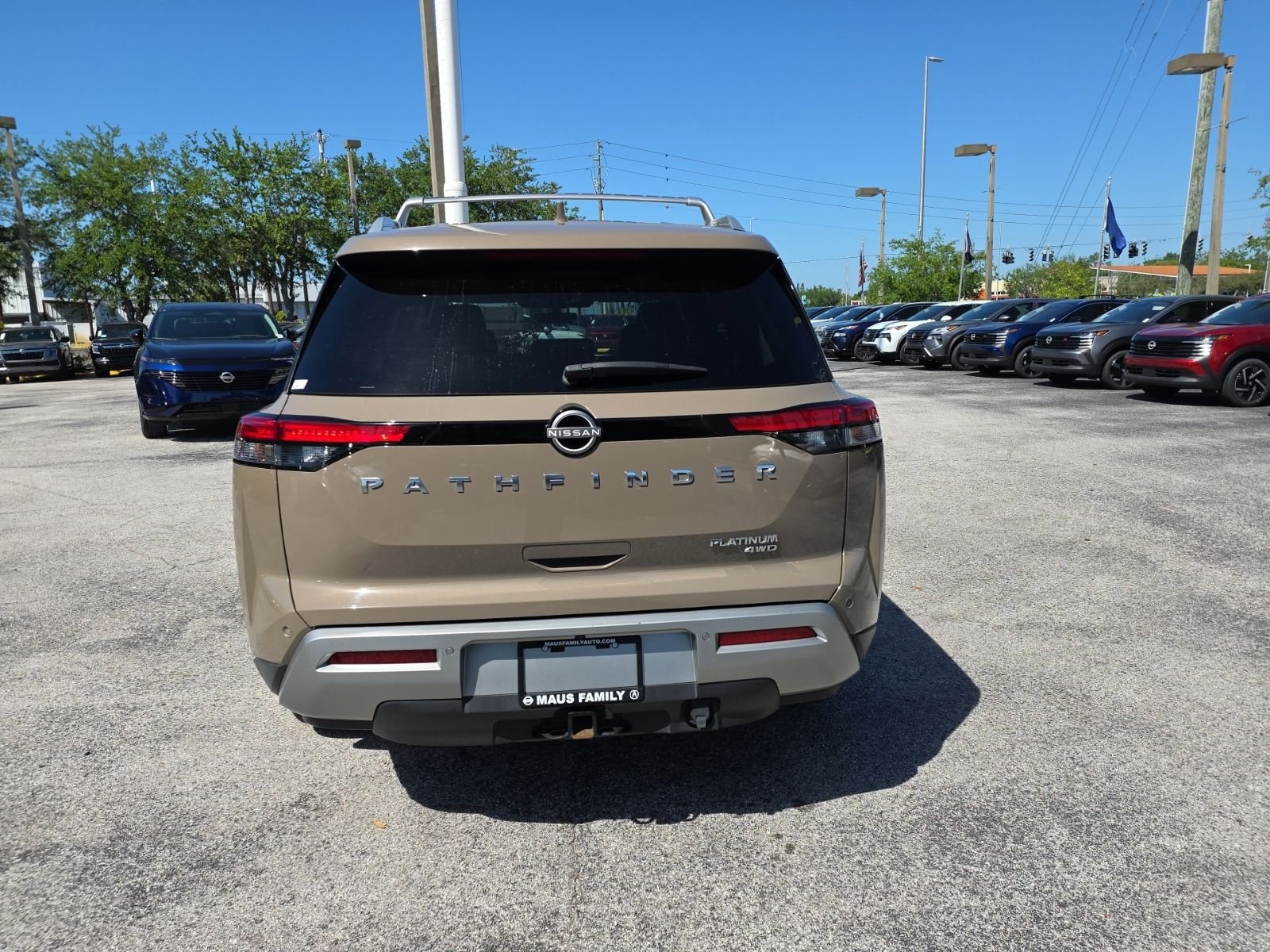 Certified Used 2023 Beige Nissan Platinum image 7