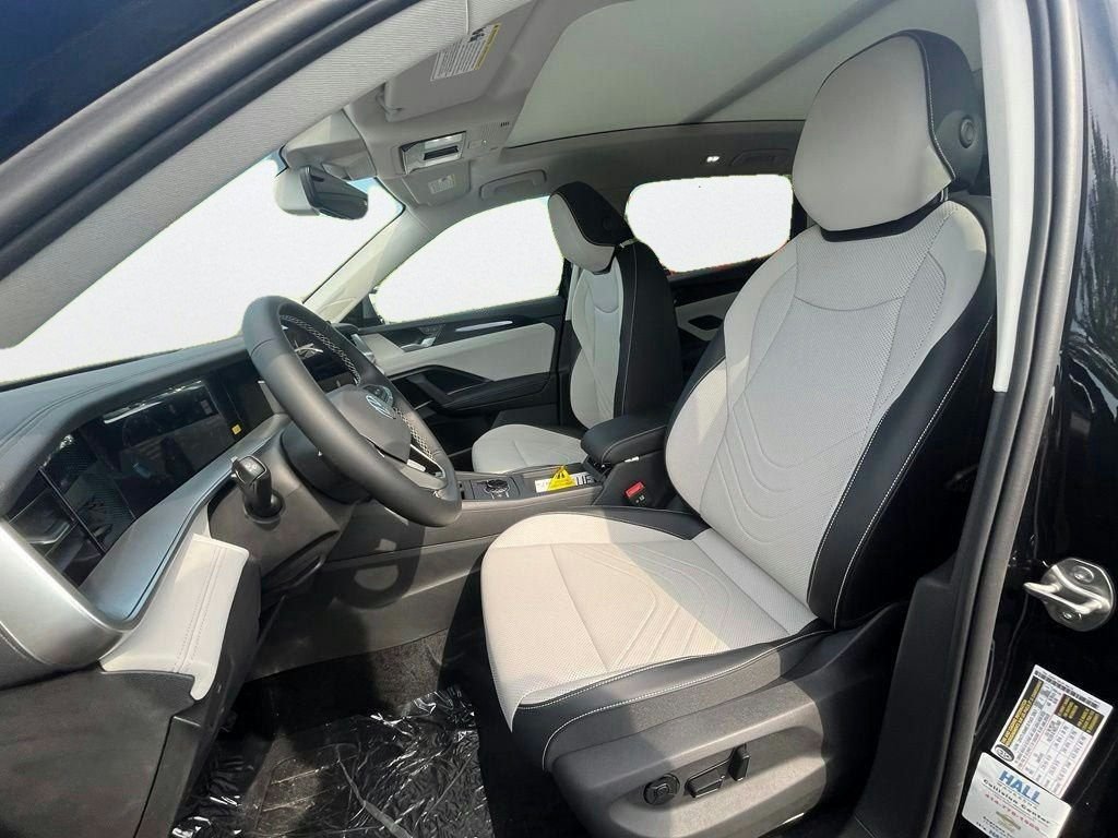 New 2026 Black Volkswagen 2.0T SE image 10