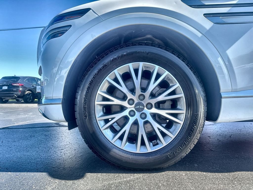 Used 2024 White Genesis 2.5T image 10