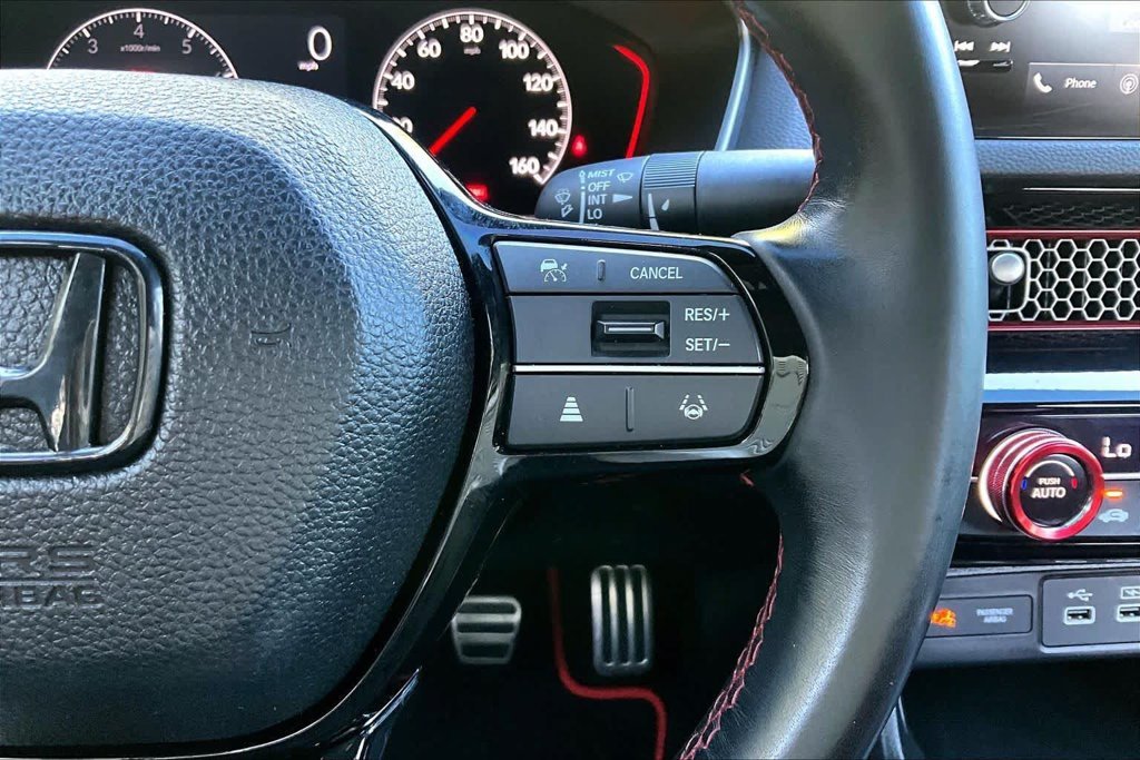 Used 2024 White Honda Base image 23