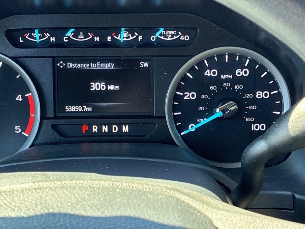 Used 2022 White Ford XL image 27