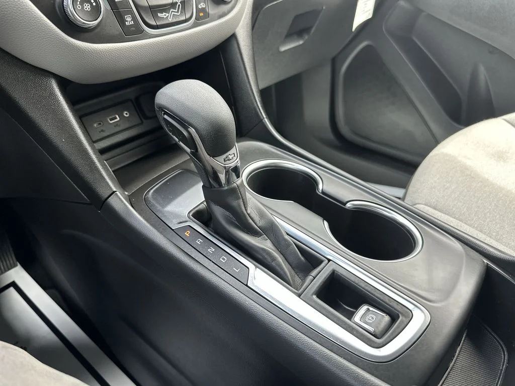 Used 2024 Gray Chevrolet LS image 19
