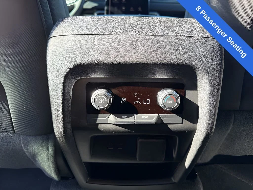 Used 2025 Ebony Twilight Metallic GMC Elevation image 19