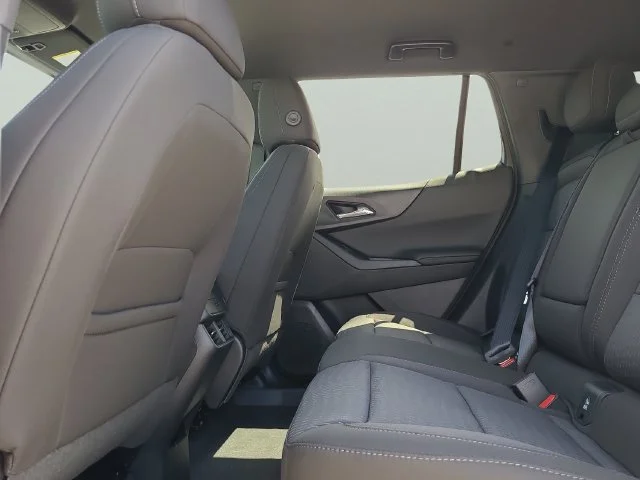New 2027 Summit White Chevrolet LT image 12