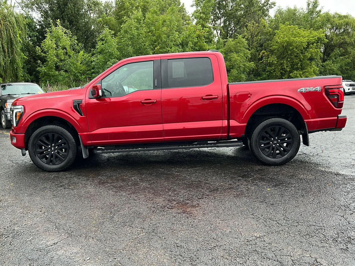 Used 2024 Rapid Red Metallic Tinted Clearcoat Ford LARIAT image 26