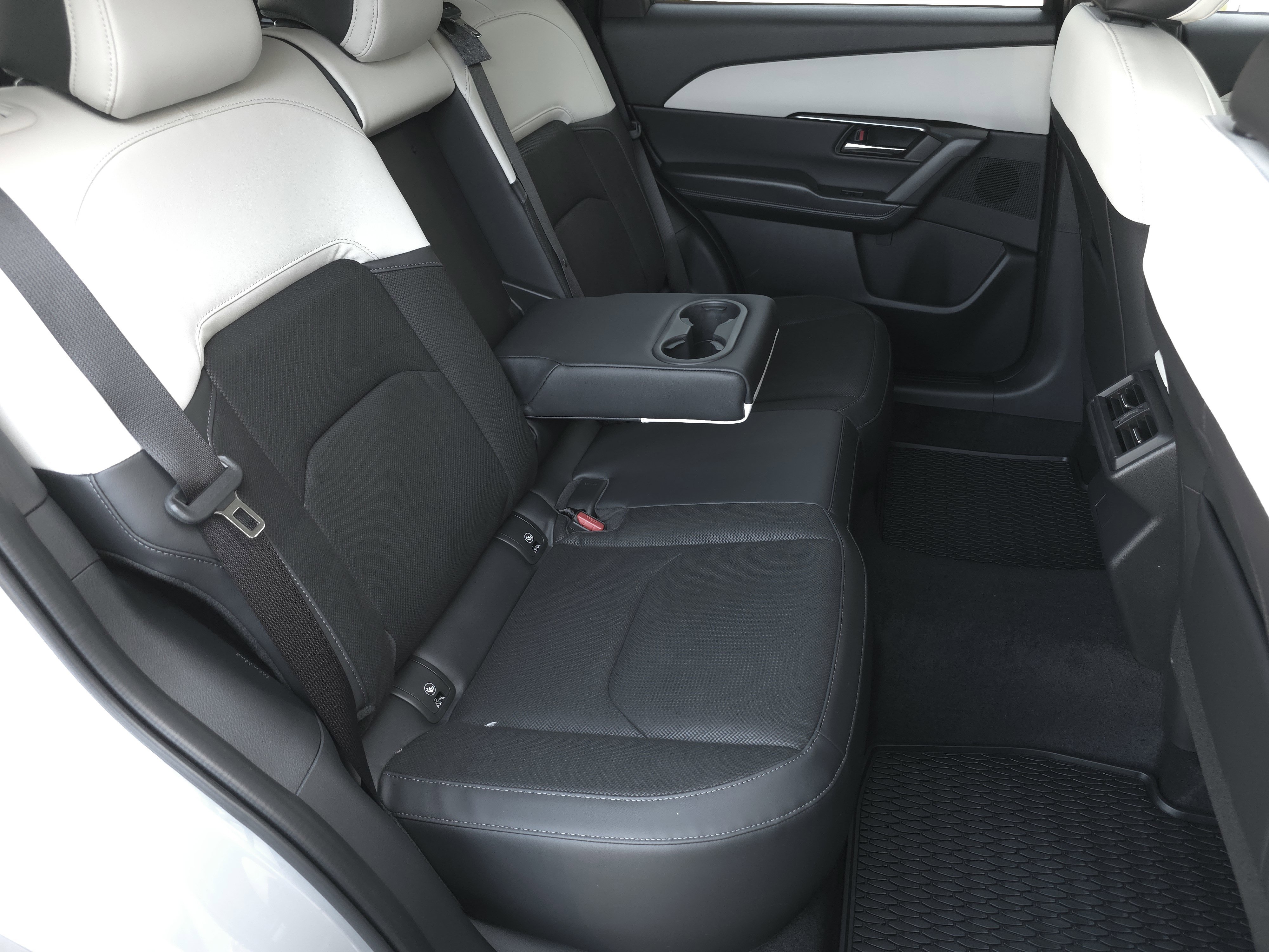 New 2026 Aero Gray Metallic Mazda 2.5 S Preferred AWD image 36