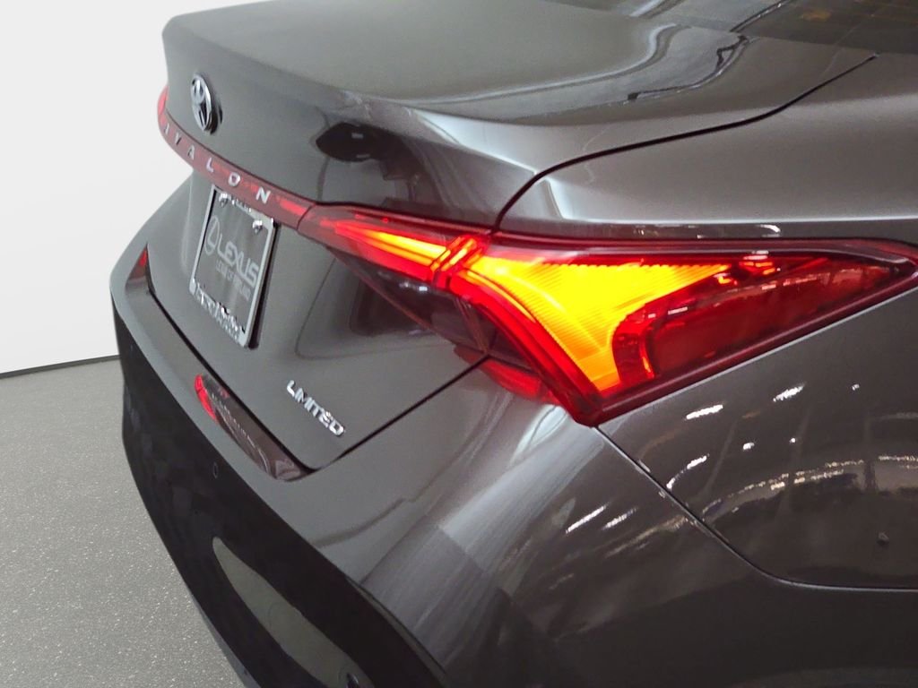 2020 Toyota Avalon Limited - Photo 36