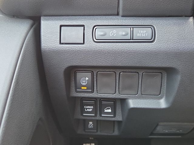 New 2026 Glacier White Nissan King Cab® S image 8