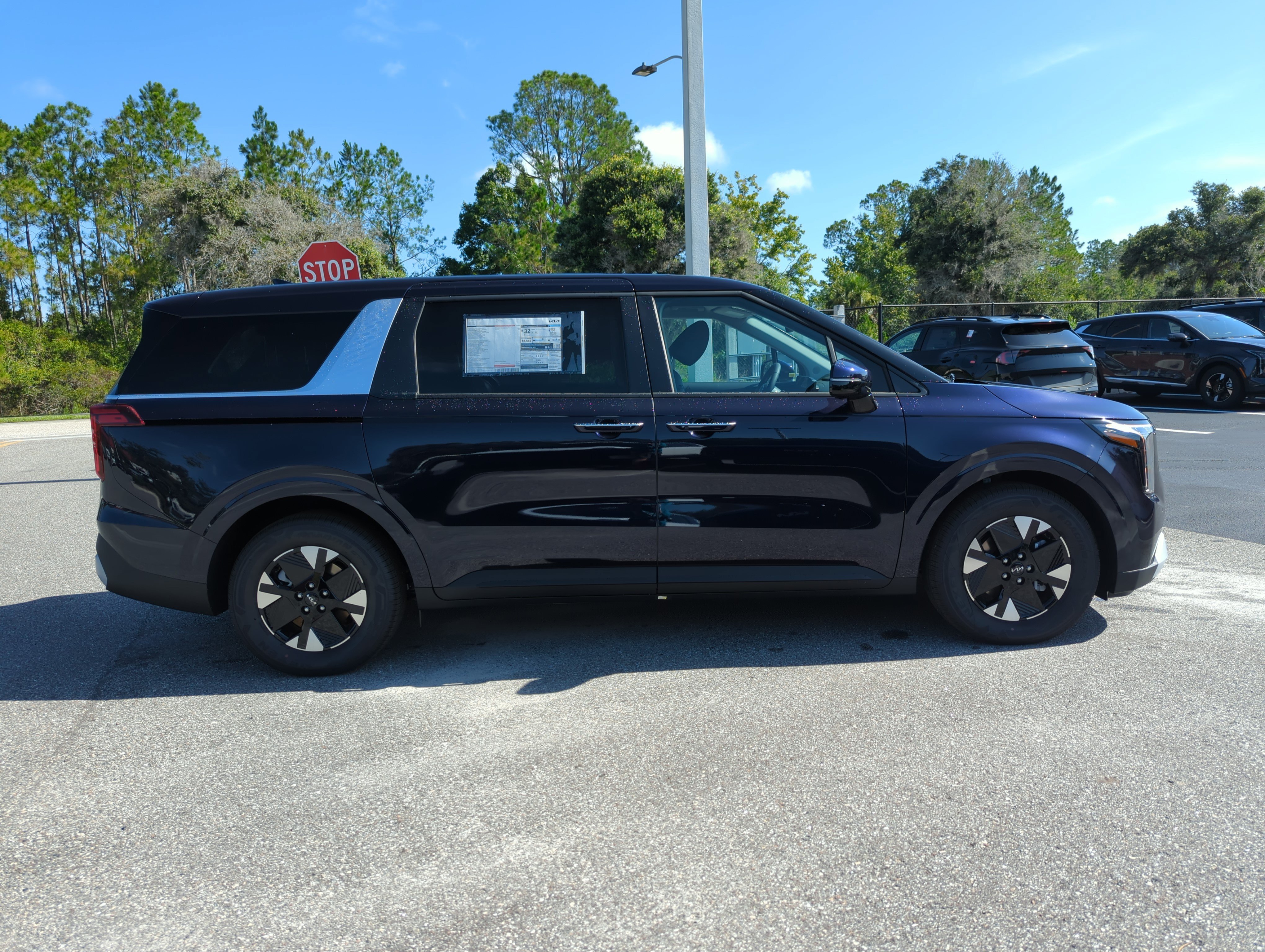 New 2026 Deep Chroma Blue Kia LXS image 9