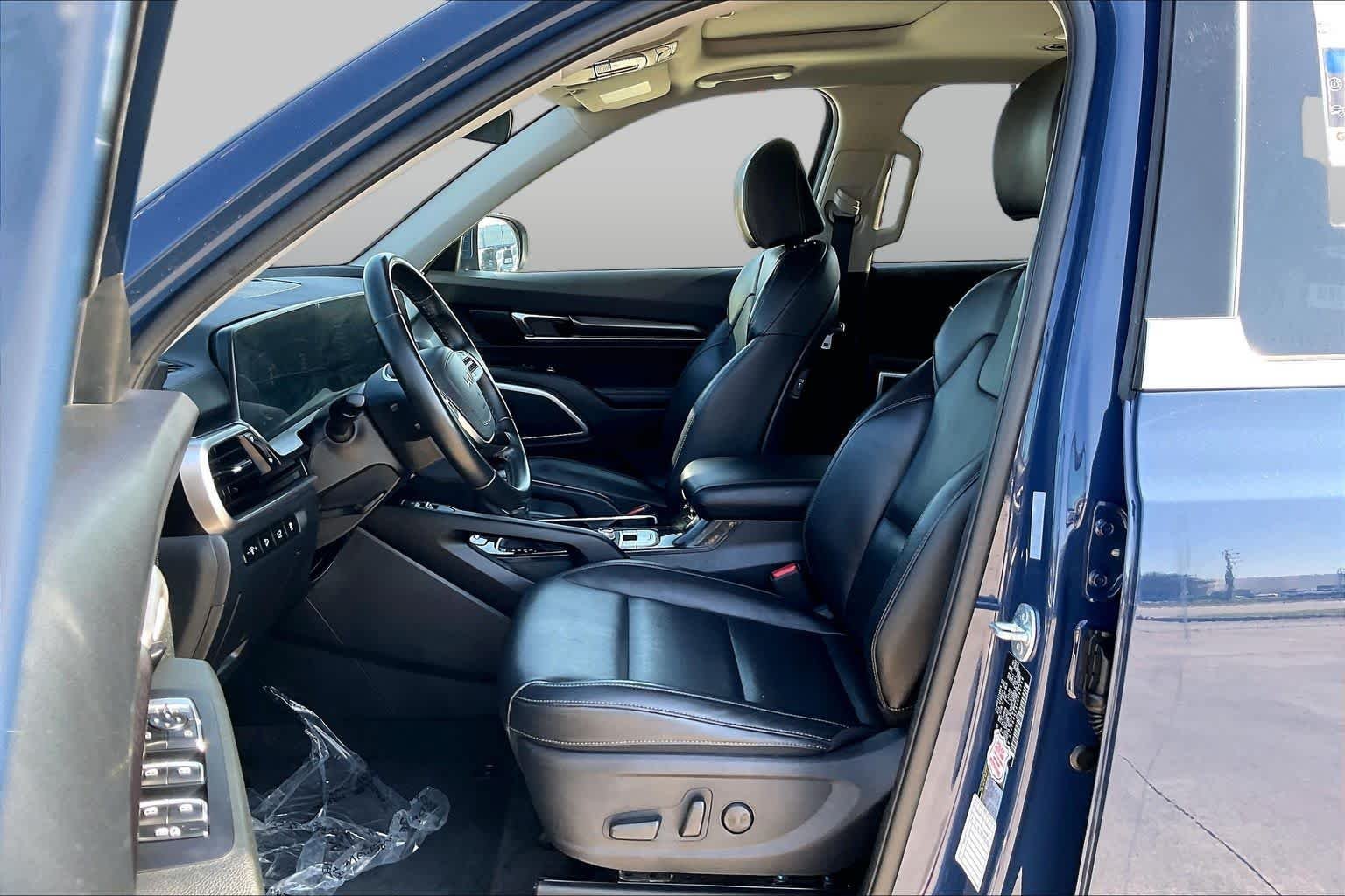 Used 2025 Midnight Lake Blue Kia S image 8