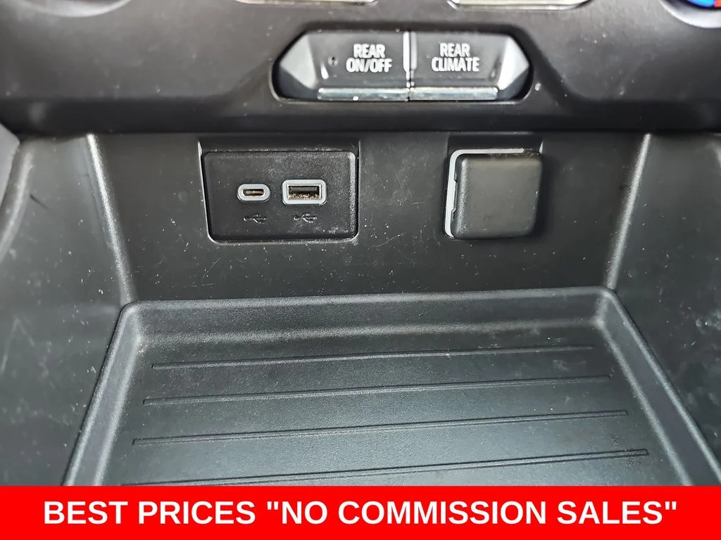 Used 2022 Gray Chevrolet LS image 25