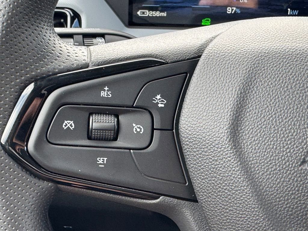 2027 Chevrolet Bolt LT - Photo 19