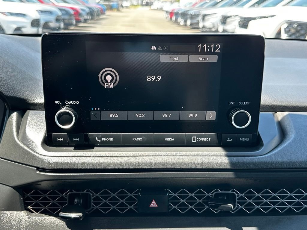 Used 2024  Honda LX image 25